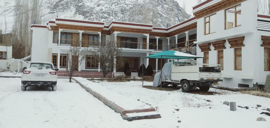 Hotel Nubra Residency Charasa Exterior photo