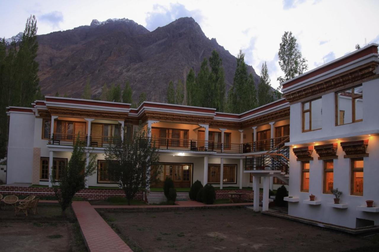 Hotel Nubra Residency Charasa Exterior photo